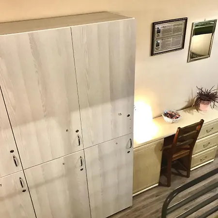 尤米缇旅舍 旅馆 *